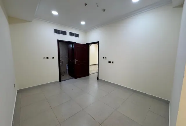 Big living space | 3 BHK | UF | Al Nasr
