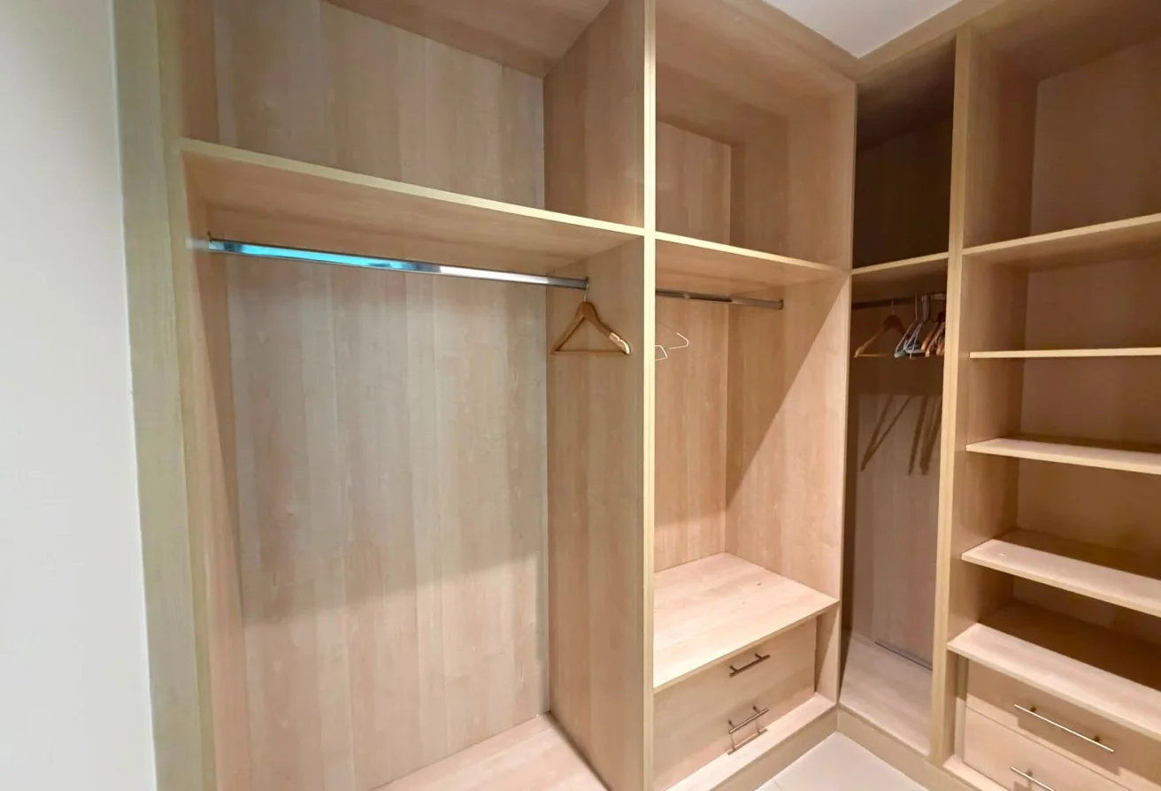 1BHK + Office - Unfurnished - Porto Arabia - view 3