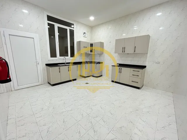 7BR Villa Compound | Unfurnished | Umm Al Amad - view 3