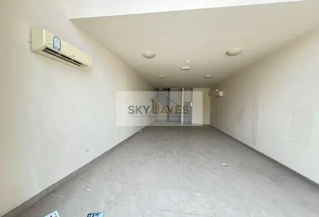 PRIME LOCATION|RETAIL SHOP 4 RENT INDUSTRIAL AREA