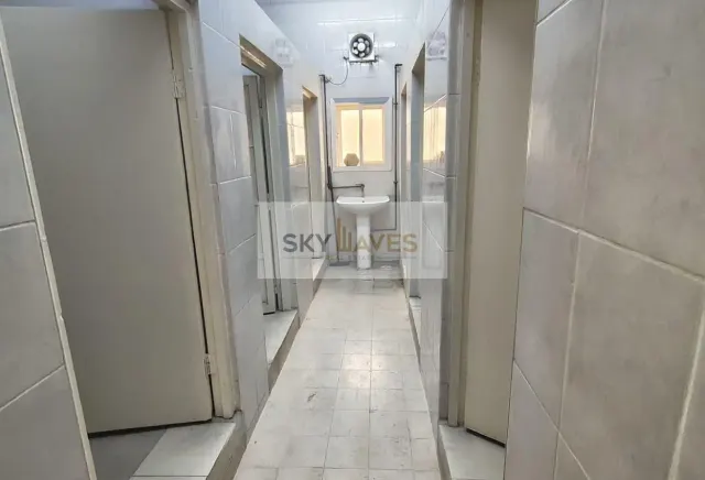 16 ROOMS LABOUR ACCOMODATION WITH AC INDUSTL AREA