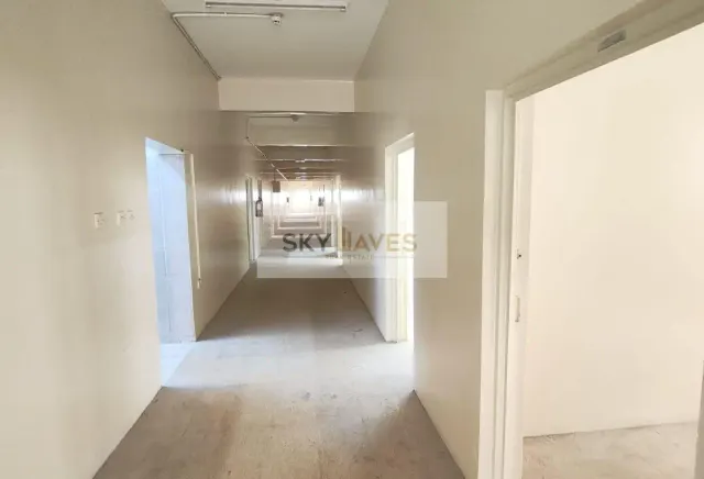 16 ROOMS LABOUR ACCOMODATION WITH AC INDUSTL AREA