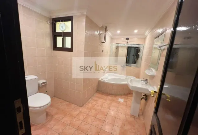 STAND ALONE 5 BHK VILLA AND OUTHOUSE |RENT|AZIZIYA