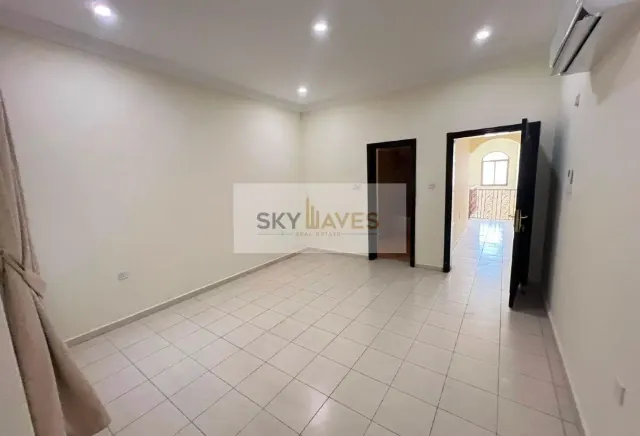 STAND ALONE 5 BHK VILLA AND OUTHOUSE |RENT|AZIZIYA