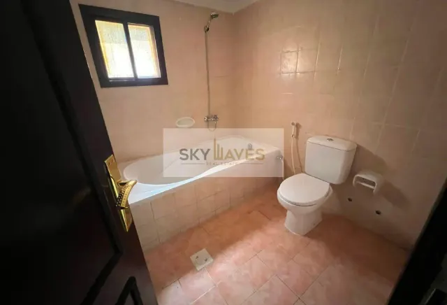STAND ALONE 5 BHK VILLA AND OUTHOUSE |RENT|AZIZIYA