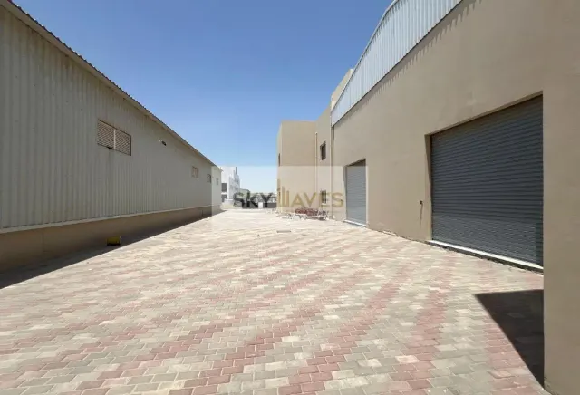 4000SQM TRANSPORT WAREHOUSE| OLD BIRKAT AL AWAMER - view 3