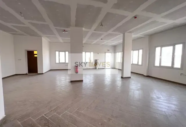 700 SQM STORE WITH 18 ROOMS IN BIRKAT AL AWAMER