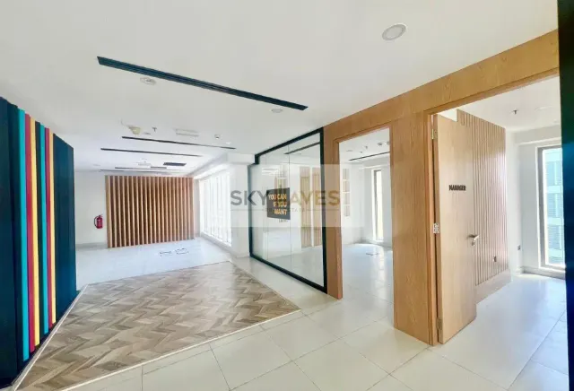 WELL PARTITIONED OFFICE 165 SQM IN LUSAIL MARINA