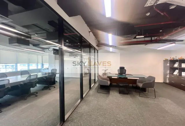 BEAUTIFUL OFFICE 250 SQM IN LUSAIL MARINA - view 3
