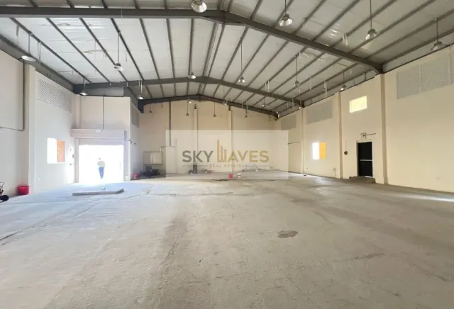 400 SQM WAREHOUSE FOR RENT | OLD BIRKAT AL AWAMER