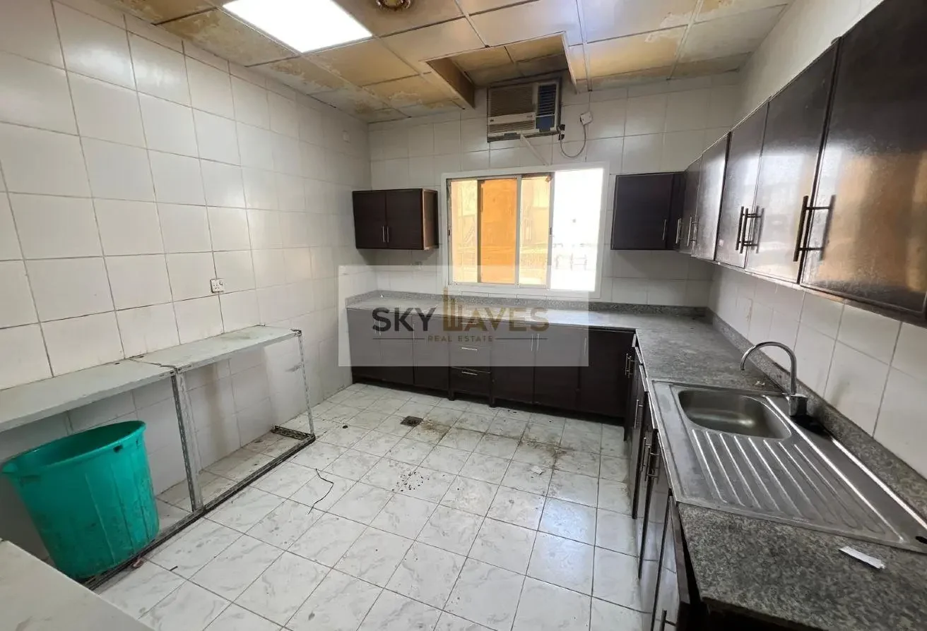 3 Rooms to 100 Rooms Labor Accom Including Utilit