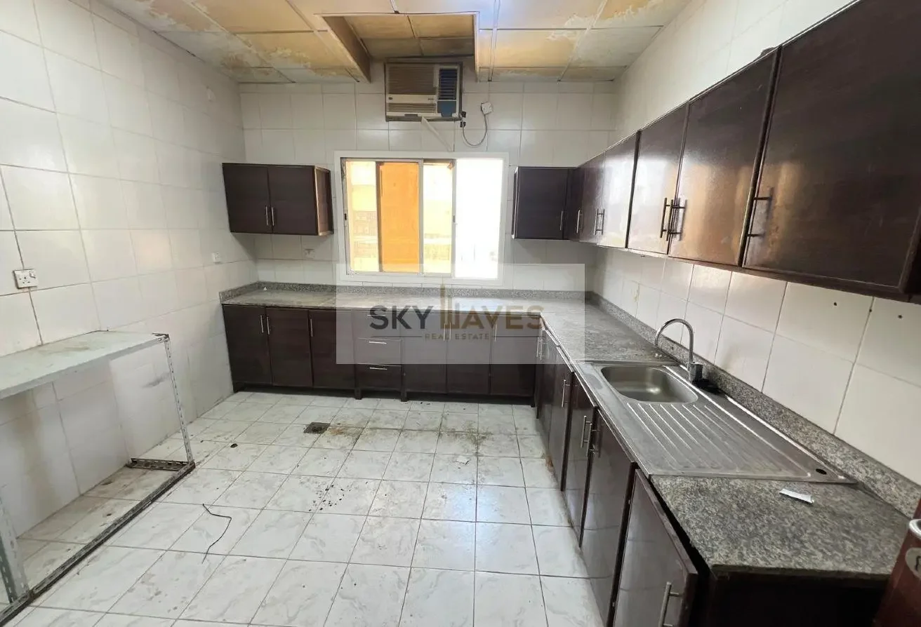 3 Rooms to 100 Rooms Labor Accom Including Utilit