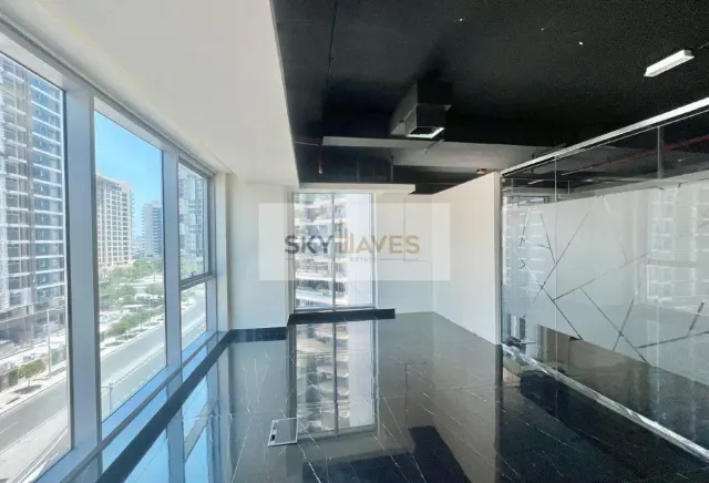 186 SQM FITTED OFFICE IN LUSAIL MARINA