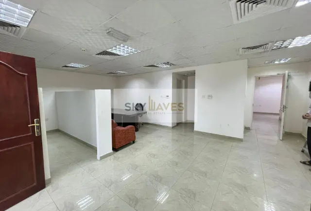 100 SQM OFFICE SPACE IN WAKRA COMMERCIAL STREET