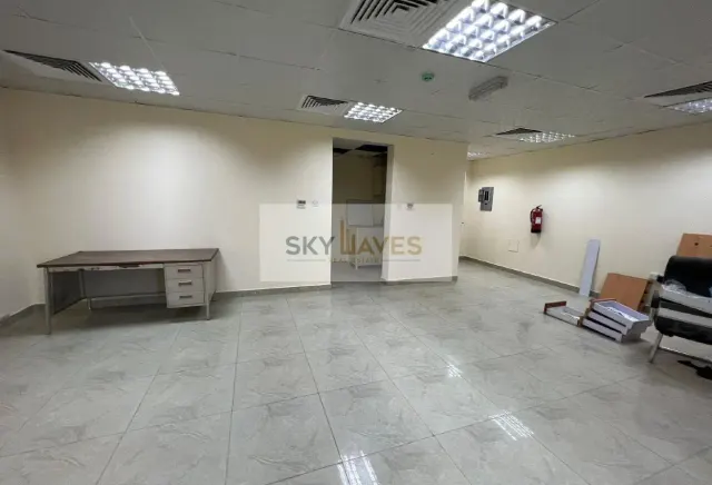 100 SQM OFFICE SPACE IN WAKRA COMMERCIAL STREET