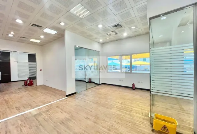 GROUND FLOOR 250 SQM PARTITIONED OFFICE IN C RING