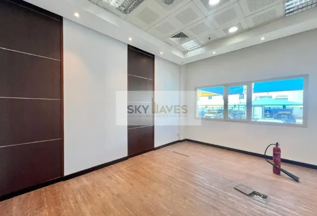 GROUND FLOOR 250 SQM PARTITIONED OFFICE IN C RING