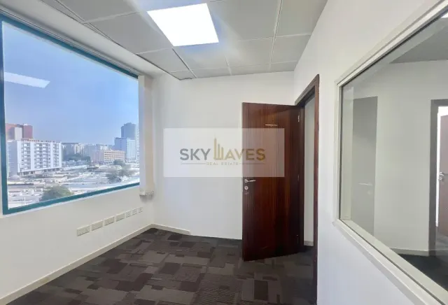 193 SQM PARTITIONED OFFICE IN ALSADD NEAR METRO