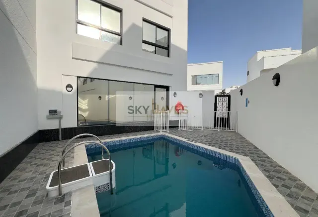 LUXURY 3BHK FF VILLA | P-POOL | LIFT | AL RUWAIS - view 3
