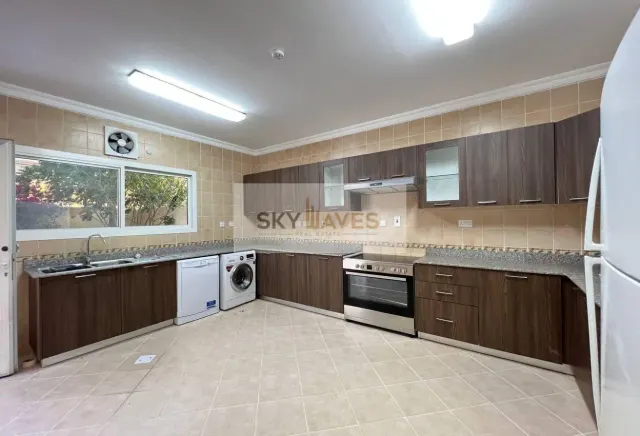 5BHK+BALCONY SEMI FRNTRE | PEACEFUL AREA | ALLUQTA