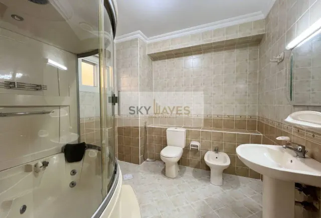 5BHK+BALCONY SEMI FRNTRE | PEACEFUL AREA | ALLUQTA