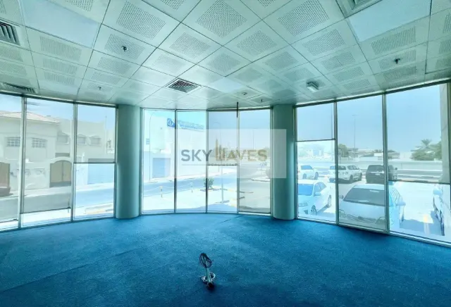 GROUND FLOOR 453 SQM PARTITIONED OFFICE IN D RING