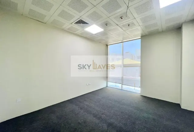GROUND FLOOR 453 SQM PARTITIONED OFFICE IN D RING
