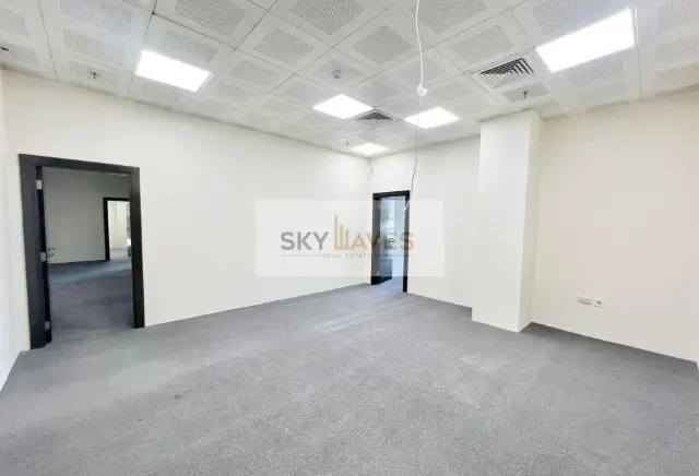 GROUND FLOOR 453 SQM PARTITIONED OFFICE IN D RING