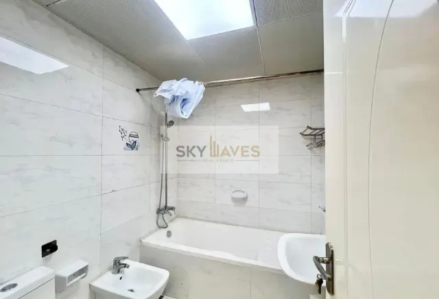BRAND NEW FURNISHED 3 BHK AVAILABLE IN WESTBAY