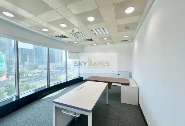 157 SQM OFFICE IN WESTBAY INCLUDING BILLS