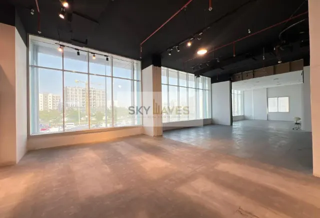 RETAIL SPACES|SHOPS|BOUTIQUES|CAFES|AL SADD |MALL