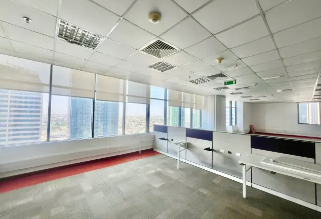 AFFORDABLE PRICE 394 SQM OFFICE SPACE IN WESTBAY