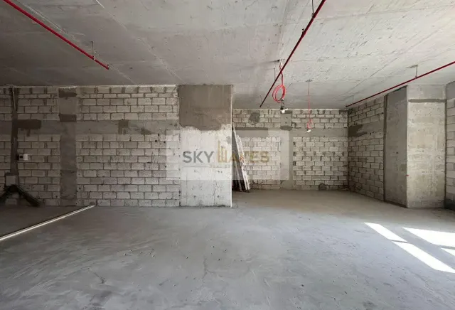 Prime Location | Office Spaces Availabl | Bank St - view 3