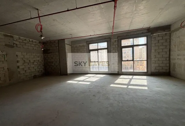 Prime Location | Office Spaces Availabl | Bank St