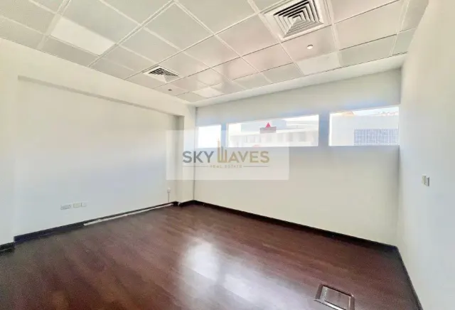 162 SQM PARTITIONED OFFICE IN ALSADD NEAR METRO