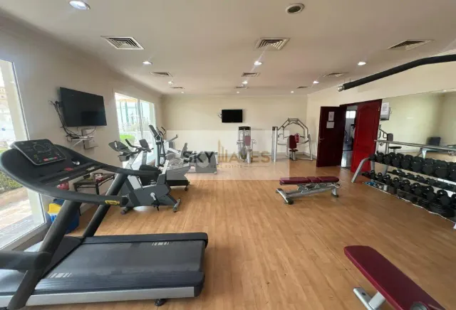 5 BEDROOM VILLA WITH MAID ROOM IN AIN KHALID