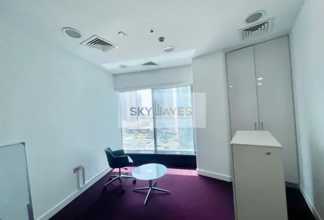 170 SQM OFFICE FOR RENT IN WESTBAY INCLUDING BILLS