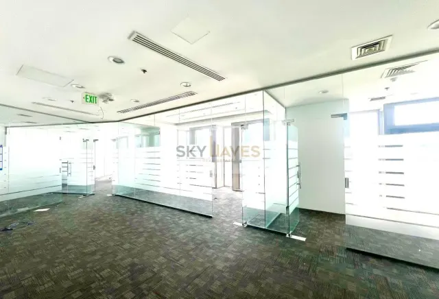 200 SQM PARTITIONED OFFICE IN WESTBAY WITH BALCONY