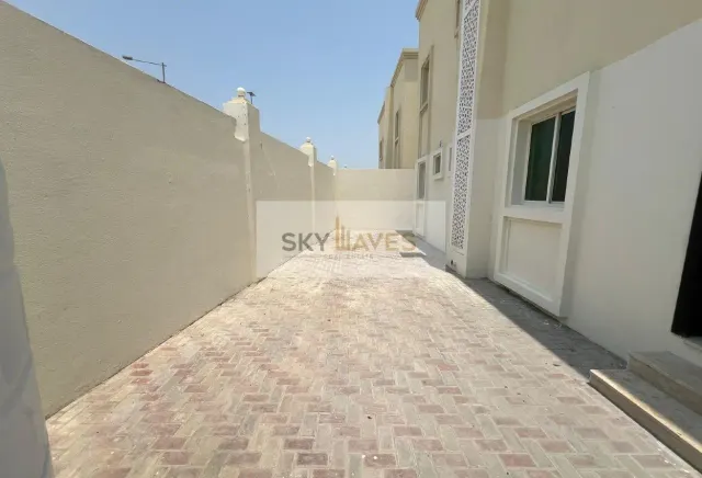STAFF ACCOMODATION|5 BR COMPOUND VILLA | ABUHAMOUR