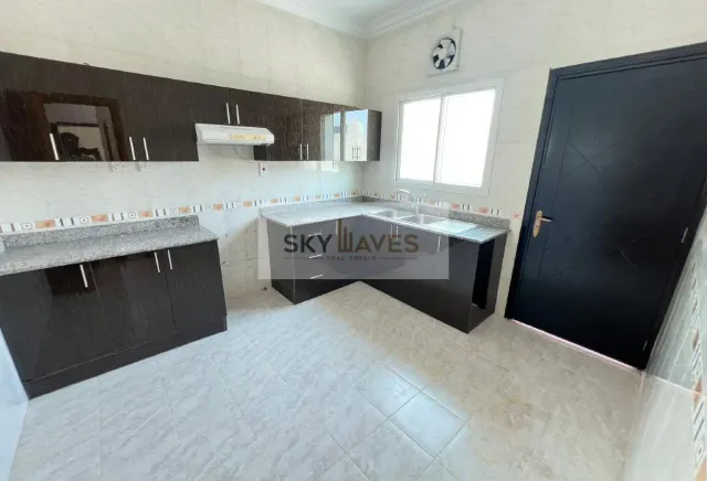 STAFF ACCOMODATION|5 BR COMPOUND VILLA | ABUHAMOUR