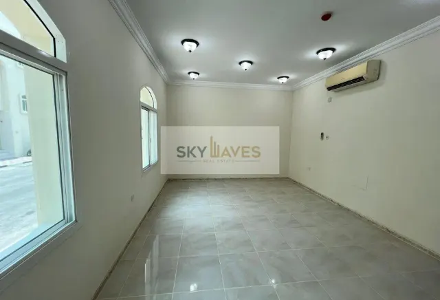 STAFF ACCOMODATION|5 BR COMPOUND VILLA | ABUHAMOUR