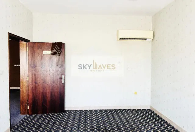 Prime Location | 90 Sqm | Office Space | Bin Omran - view 3