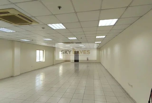163 SQM OFFICE FOR RENT INDUS AREA 6000 QR/Month