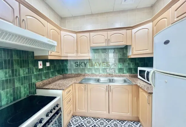 FULLY FURNISHED 1 BHK IN WESTBAY INCLUDING BILLS