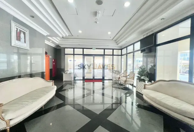 FULLY FURNISHED 1 BHK IN WESTBAY INCLUDING BILLS