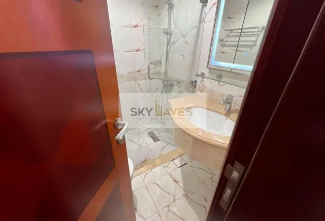 SPACIOUS FURNISHED 3-BDR DUPLEX APARTMENT + MAID