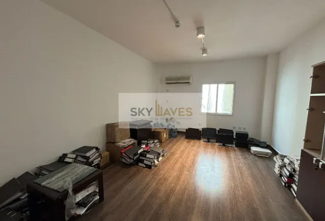 3 Months Free | 183Sqm Office For Rent Old Salata| - view 3