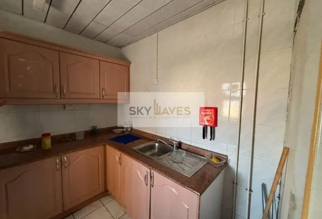 Prime Location | 28 Sqm Office | Nr Toyota signal