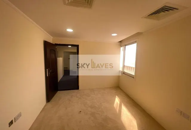85SQM OFFICE AVAILALBLE IN WAKRAH