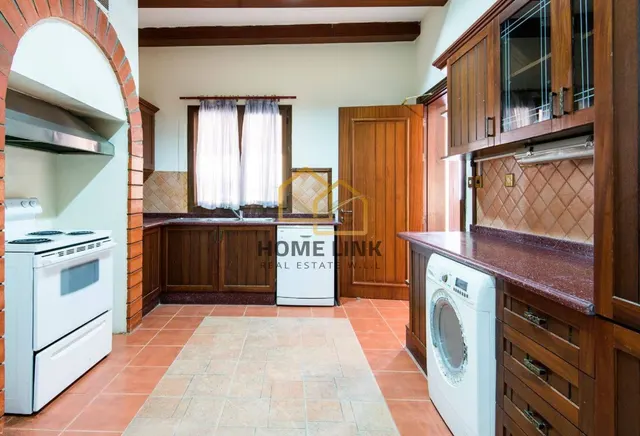 SPACIOUS 5BR + MAID VILLA WITH FULL AMENITIES